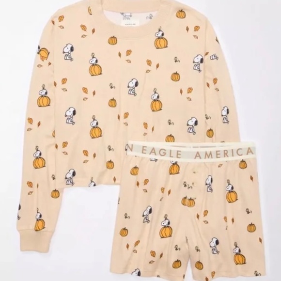 American Eagle Snoopy PJ Set - Picture 1 of 3